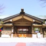 原宿「東郷神社」 竹下通りすぐ横にあるサッカー本田選手も訪れた勝負運の神様を祀る神社　